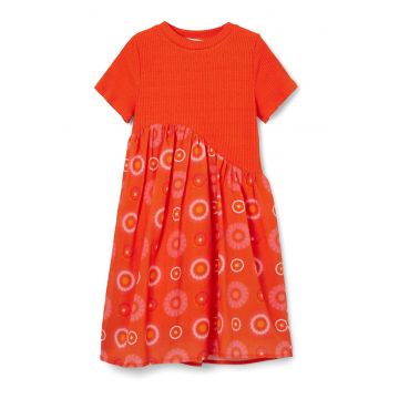 Rochie cu croiala in A si imprimeu grafic - Rosu