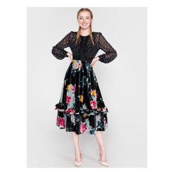 Rochie cu motiv floral si maneci bufante -