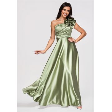 Rochie maxi cu decolteu asimetric si material satinat - Verde deschis