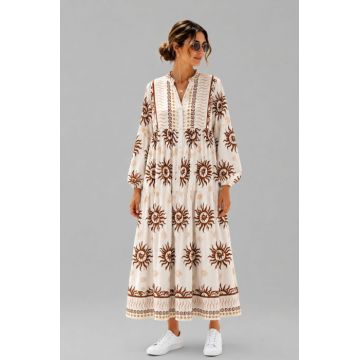 Rochie maxi din vascoza cu imprimeu solar si inspiratie boho, alb-maro