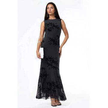 Rochie maxi  mulata - decolteu barca - neagra - material tul