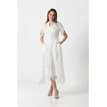 Rochie midi albă din dantelă brodată - tip cămașă - cu buzunare laterale