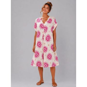 Rochie midi din vascoza cu imprimeu solar roz si decolteu in V