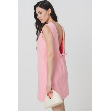 Rochie scurta dreapta fara maneci - Roz pastel