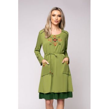 Rochie Andra cu broderie traditionala pe bust si buzunare