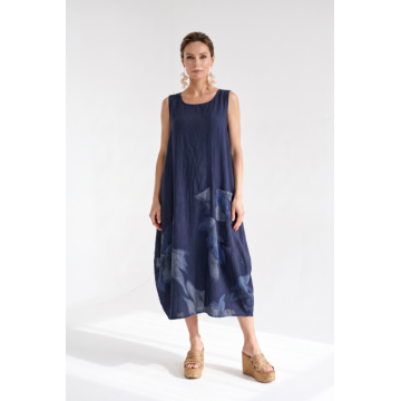 Rochie bleumarin din in si vascoza cu croi balon si imprimeu floral acuarela