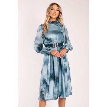 Rochie Brina albastra din matase accesorizata cu flori 3D