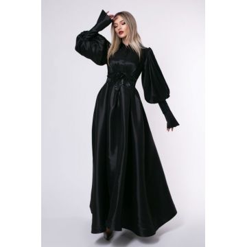 Rochie de seara lunga neagra cu maneci bufante