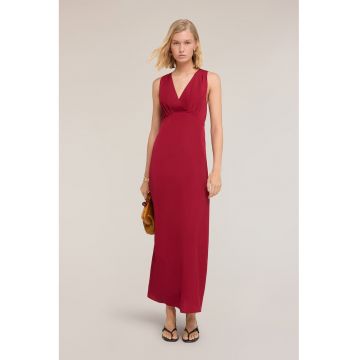 Rochie lunga cu croiala evazata - Rosu