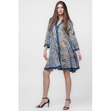 Rochie midi, cu volane, din batist de bumbac, cu imprimeu bleumarin-kaki