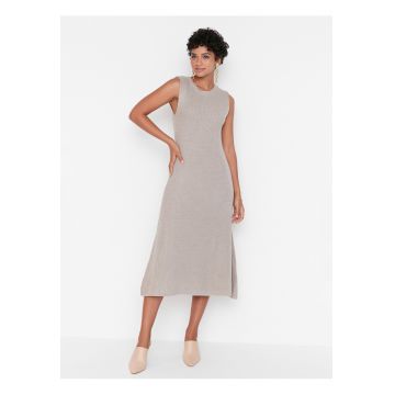 Rochie midi fara maneca
