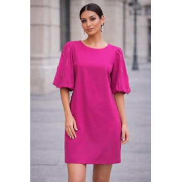 Rochie midi fucsia cu maneci accesorizate cu pietricele