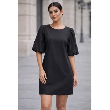 Rochie midi neagra cu maneci accesorizate cu pietricele