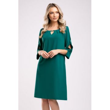 Rochie Triniti verde accesorizata pe maneca