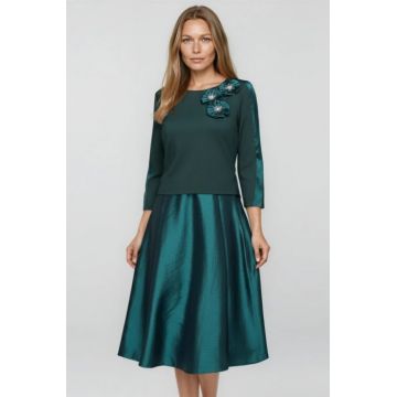 Rochie Viada verde eleganta accesorizata cu flori 3D