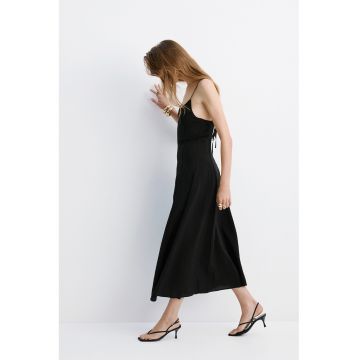Rochie-furou cu cusaturi contrastante - Negru