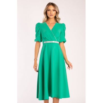 Rochie Megan de ocazie verde accesorizata cu strasuri