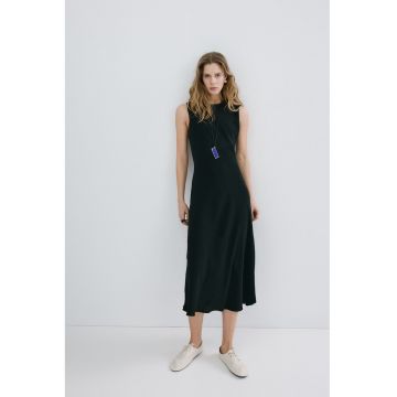 Rochie midi cu decupaj pe partea din spate - Negru