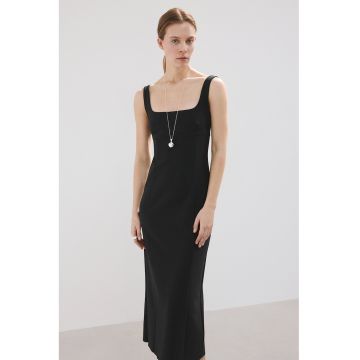 Rochie midi cu slit pe partea din spate - Negru