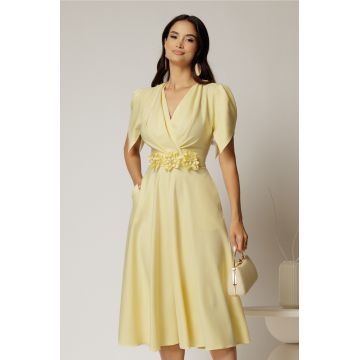 Rochie midi galbena de ocazie cu pliuri pe bust si cordon detasabi cu flori