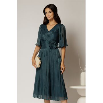 Rochie midi verde din voal peliculizat cu decolteu V