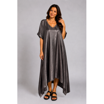 Rochie neagra din vascoza cu aspect satinat