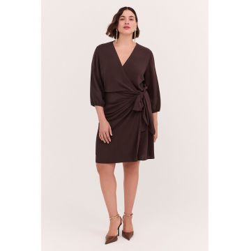 Rochie petrecuta cu maneci trei sferturi - Maro inchis