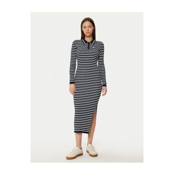 Rochie tricotata de dama  bleumarin - 2 caracteristici reprezentative