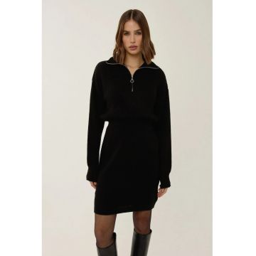 Rochie mini tricotata  guler cu fermoar - talie inalta - neagra - jerseu