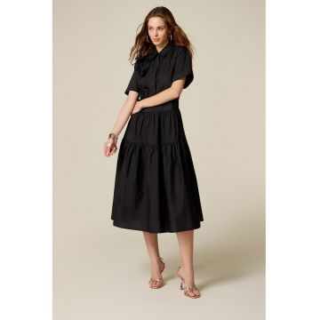 Rochie-camasa cu aplicatie florala - Negru