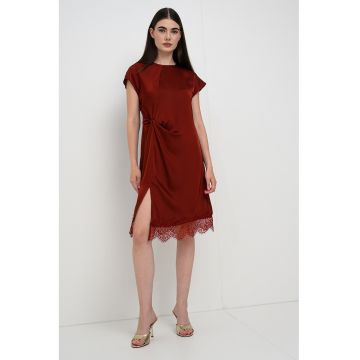 Rochie din satin cu slit lateral - Rosu inchis/Visiniu inchis