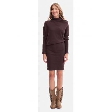 Rochie mini - B309 maro tricot - fara inchizatoare - top lejer - baza mulata - talie inalta - maneci lungi - cu guler - Ciocolata