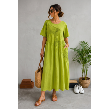 Rochie verde crud, oversize, cu taietura oblica si broderie, din in si jerseu