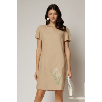 Rochie bej din in cu flori brodate si croi drept
