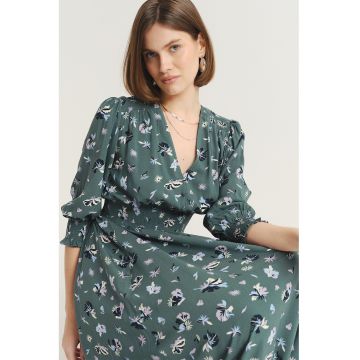 Rochie cu decolteu in V si model floral - Verde inchis/Lila