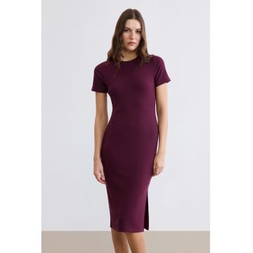 Rochie cu maneci scurte si slit lateral - Violet tyrian