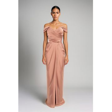Rochie maxi drapata cu decolteu pe umeri - Bej