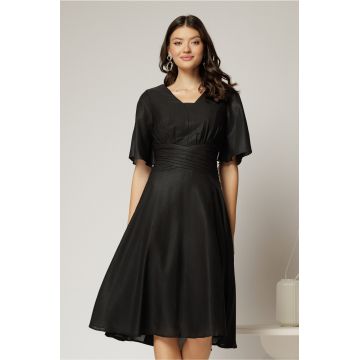 Rochie midi neagra de ocazie din voal cu sidef si decolteu in V
