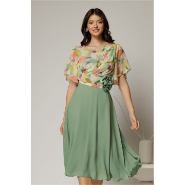 Rochie midi verde fistic din triplu voal cu bustul imprimat