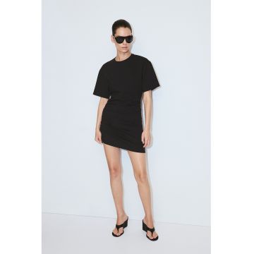 Rochie-tricou cu fonseuri - Negru