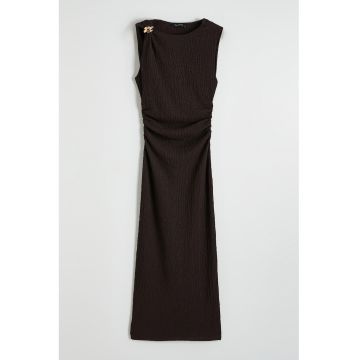 Rochie texturata fara maneci - Maro inchis