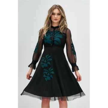 Rochie Denisa neagra cu aplicatie florala verde