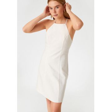 Rochie din amestec de in cu decolteu halter