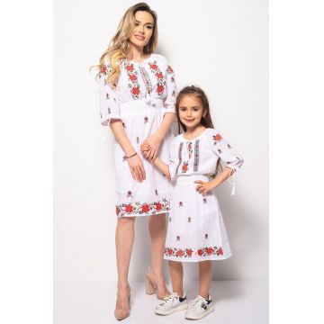 Rochii Traditionale Mama Fiica din Bumbac Alb