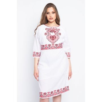 Rochie Traditionala Marimi Mari Alba din Bumbac cu Model Traditional Rosu 8197