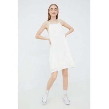 Superdry rochie culoarea alb, mini, drept