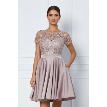 Rochie Ella Collection Ana crem cu broderie la bust