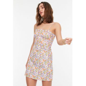 Rochie cu model floral si decolteu in A