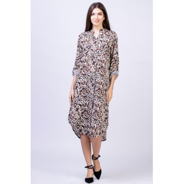 Rochie camasa din vascoza, lunga, cu imprimeu animal print bej-negru