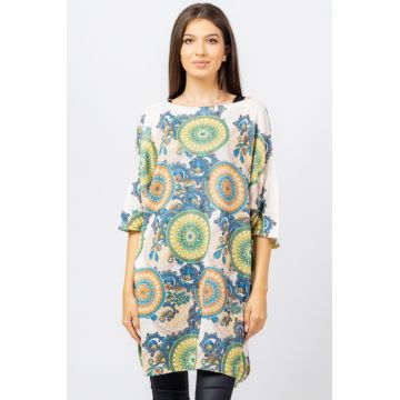 Rochie scurta tricotata cu maneca fluture si imprimeu mandale